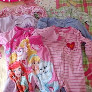 Lot of 6 Girls 12 months sleepers play condition